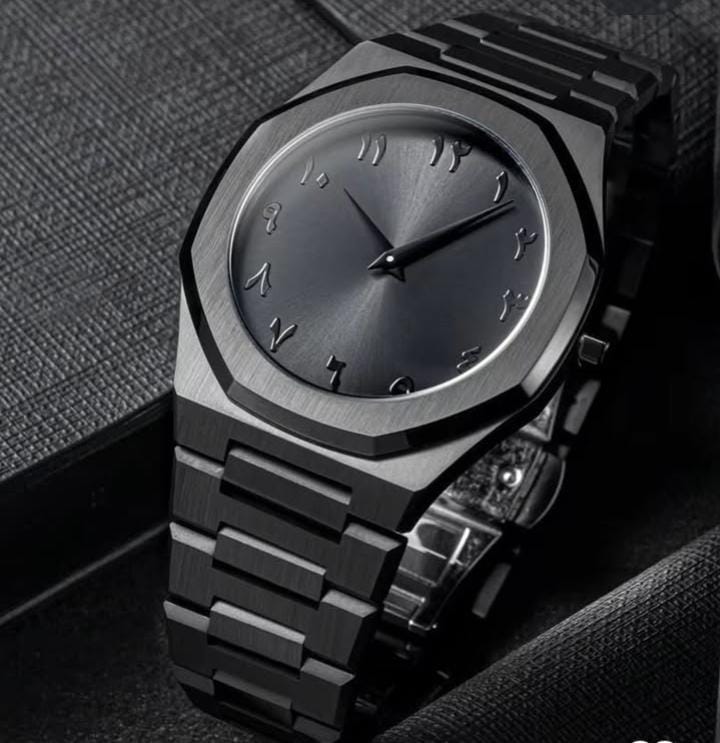 The Onyx Sultan: Minimalist Arabic Noir Precision Timepiece